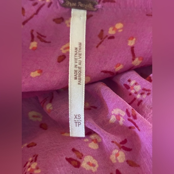 Free People Lolita Smocked Top Floral PINK - SIZE XS - Picture 7 of 9